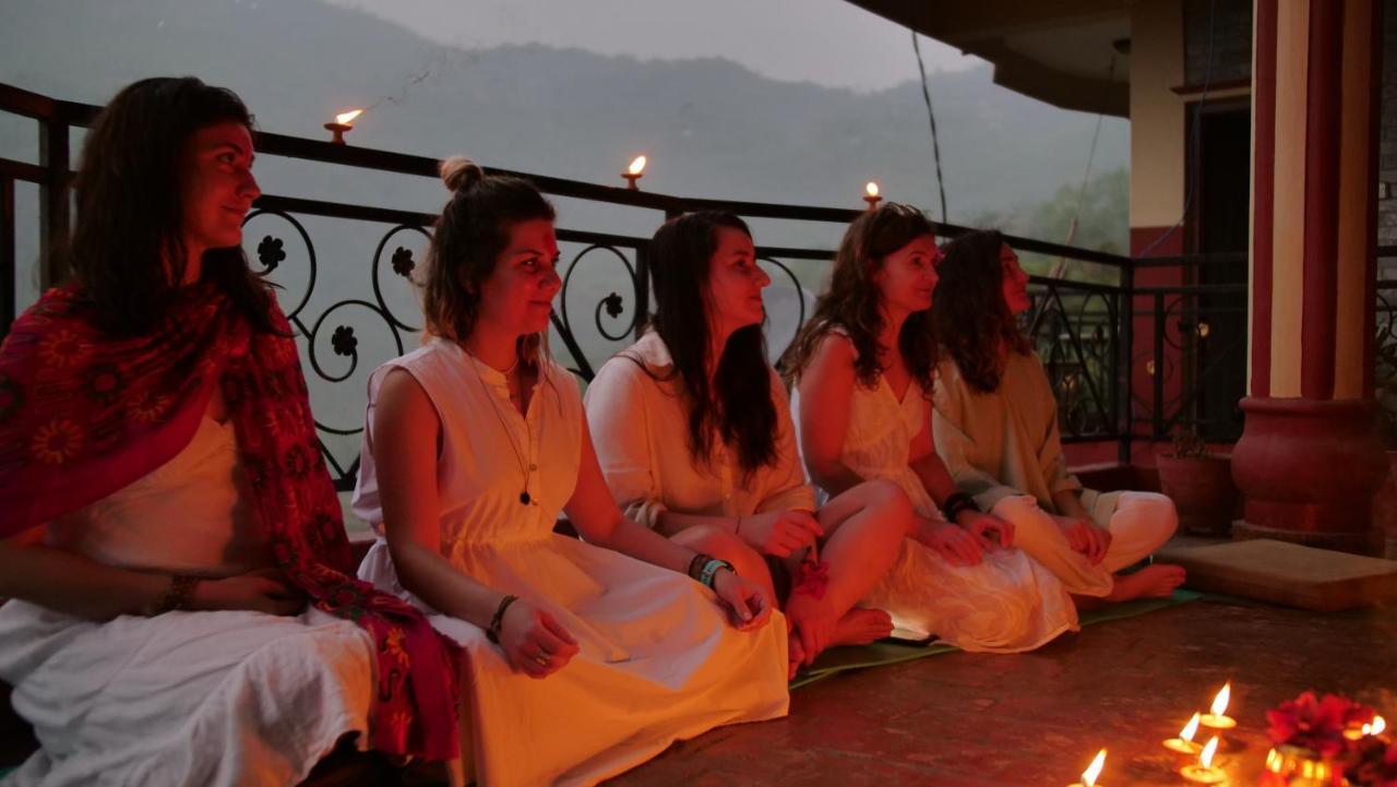 Green Hills Yoga Retreat بوكْرا المظهر الخارجي الصورة