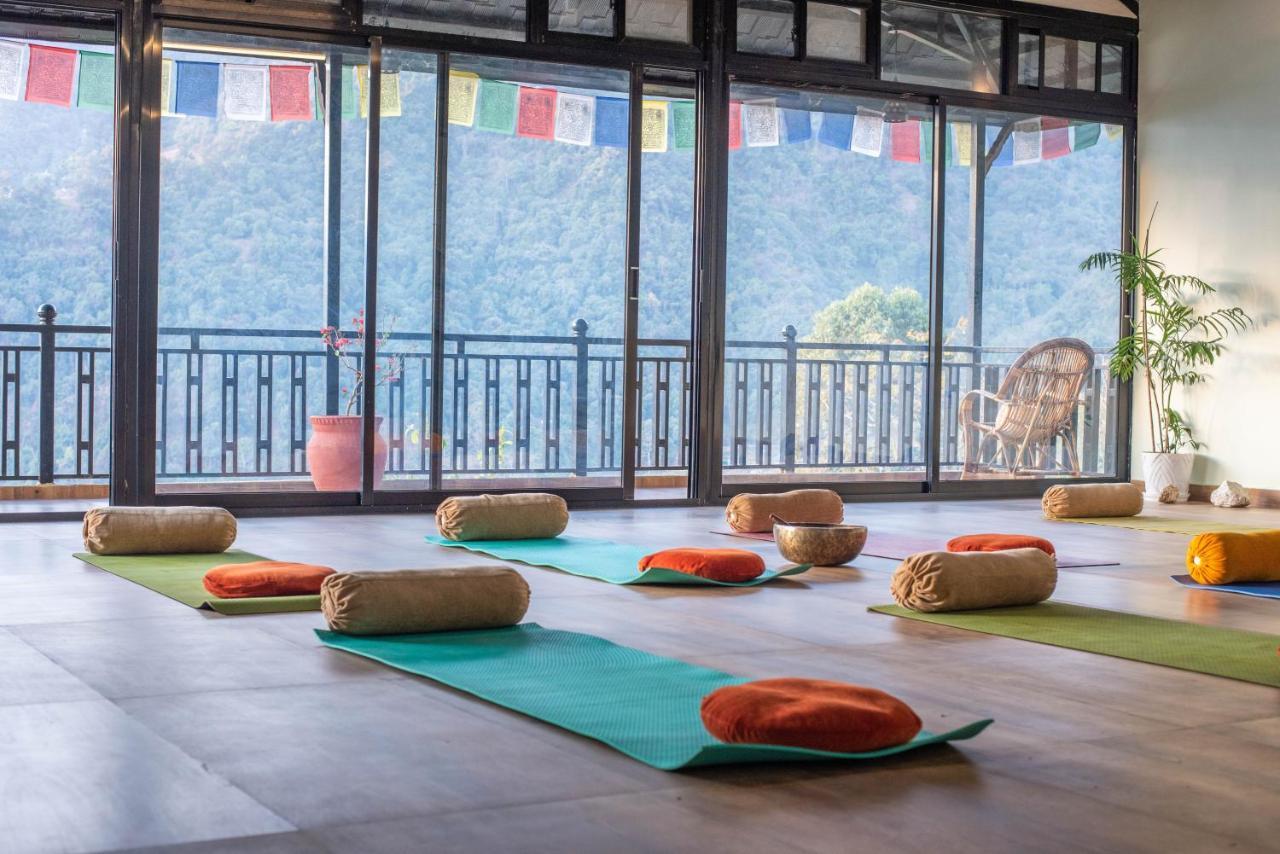 Green Hills Yoga Retreat بوكْرا المظهر الخارجي الصورة
